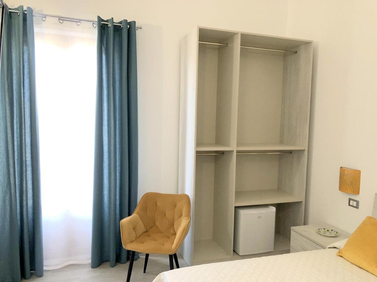 I Mori - Holiday Rooms 拉斯卡里 外观 照片